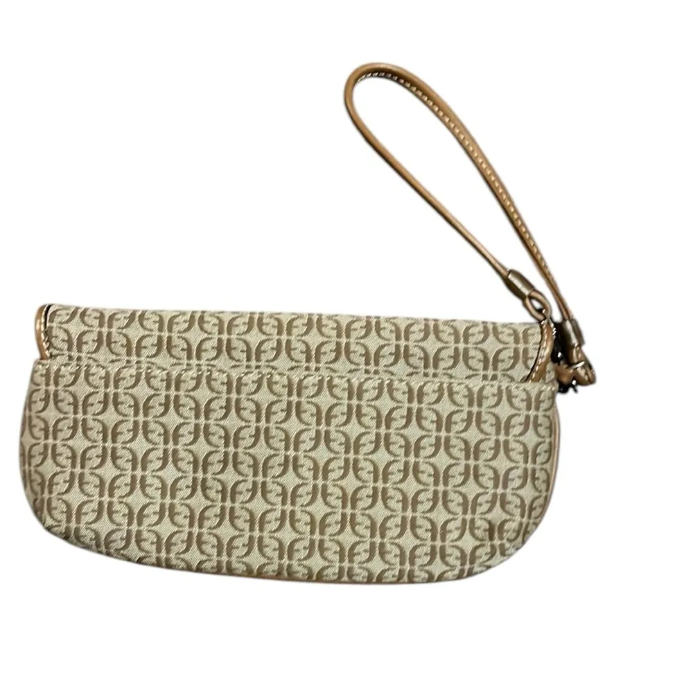 Fossil Tan and Cream Wristlet - Image 2