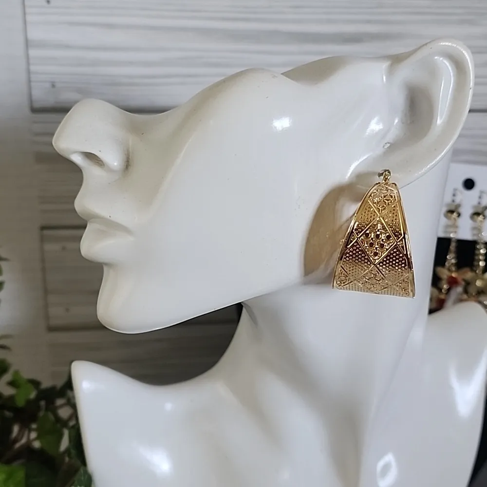 Gold Filled Basket Style Earrings Argyle Design New - Image 4