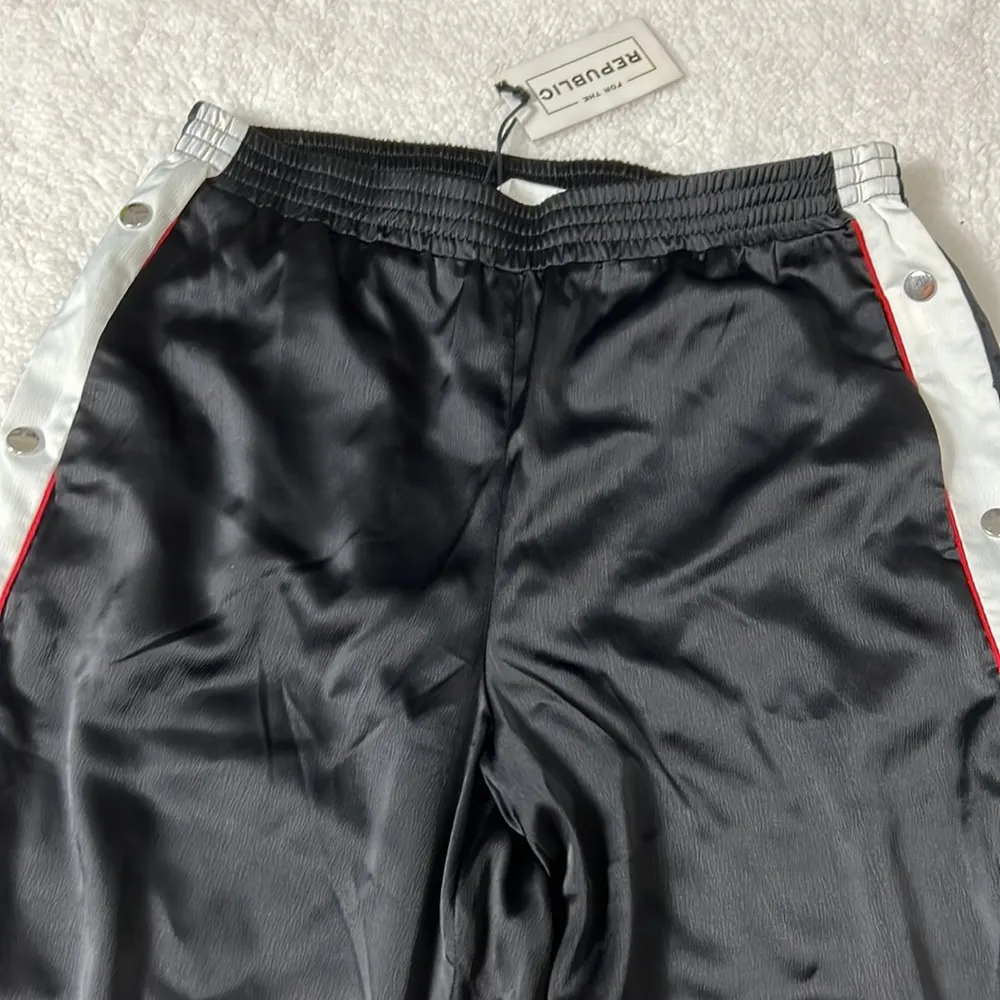 For The Republic faux tearaway pants black w/ white & red stripe size M NWT - Image 2
