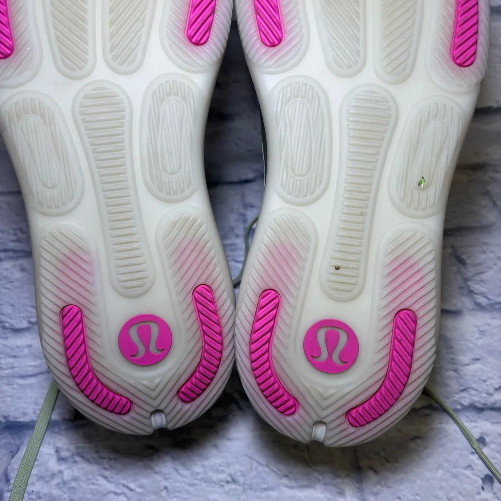 Lululemon Women’s Strongfeel Train Shoes Size 12 Light Sage Gym Training Run - Image 15