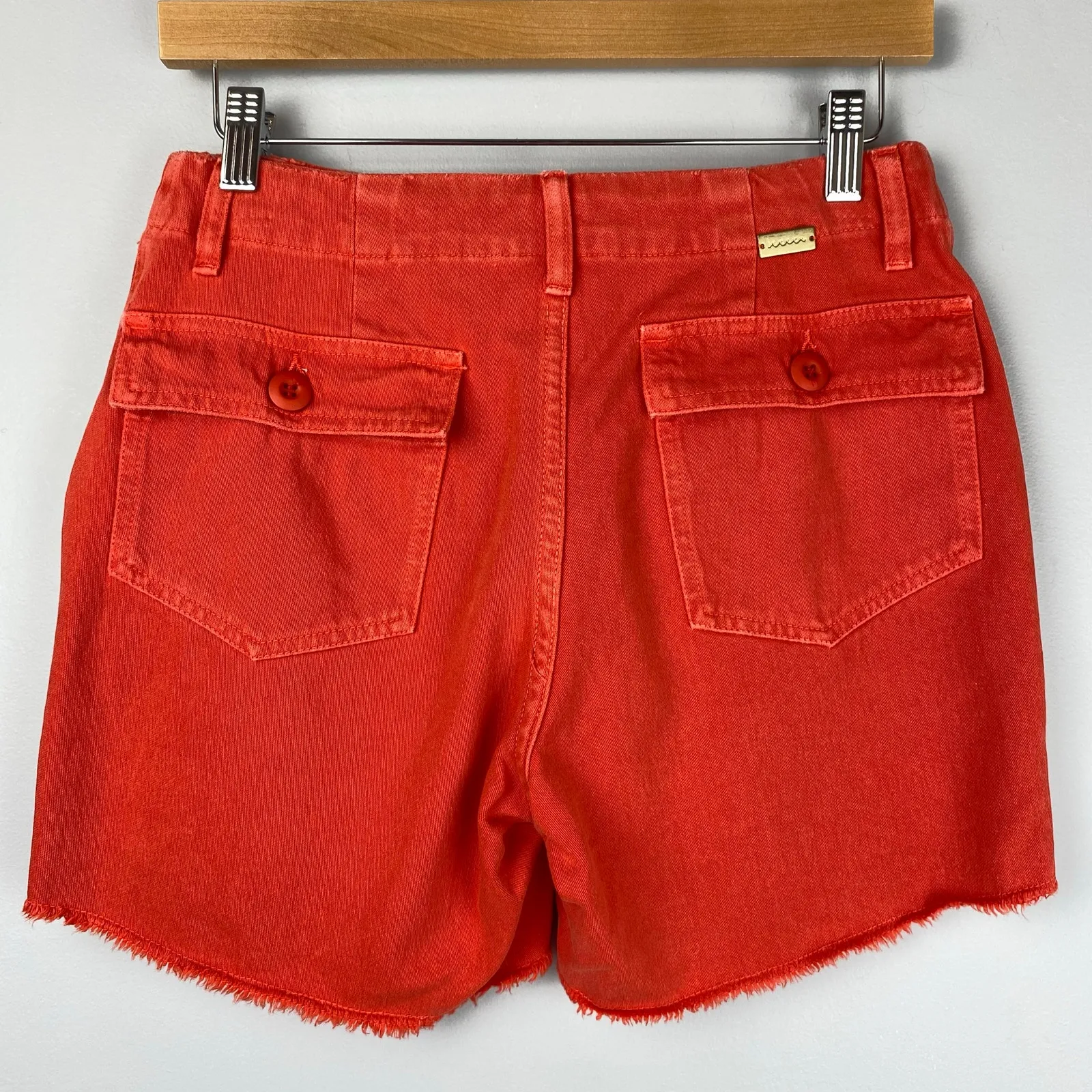 Le Superbe Woman's Red Beach Crawler Cut Off Shorts Size 2 $175 NWT - Image 4