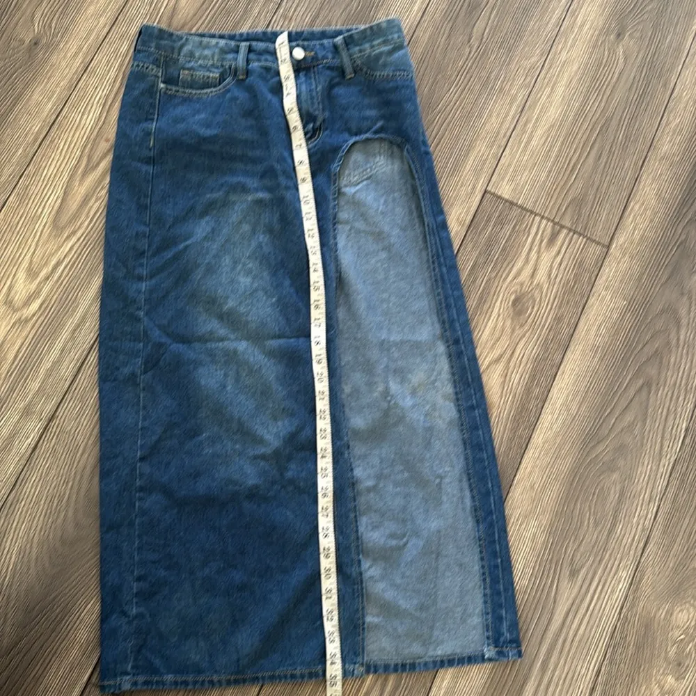 Blue Midi Pencil Skirt with Cut Out Design - Image 4