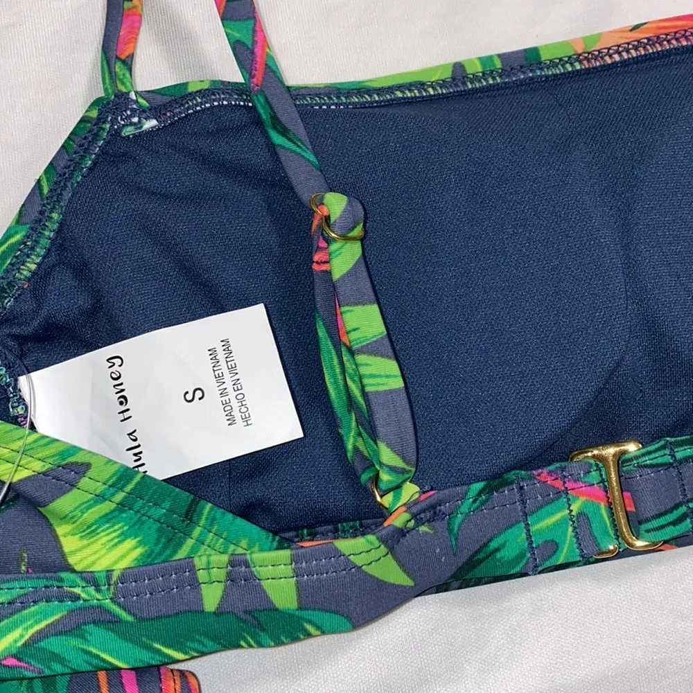 Hula Honey small padded adjustable strap bikini top with open side strap bottoms - Image 8