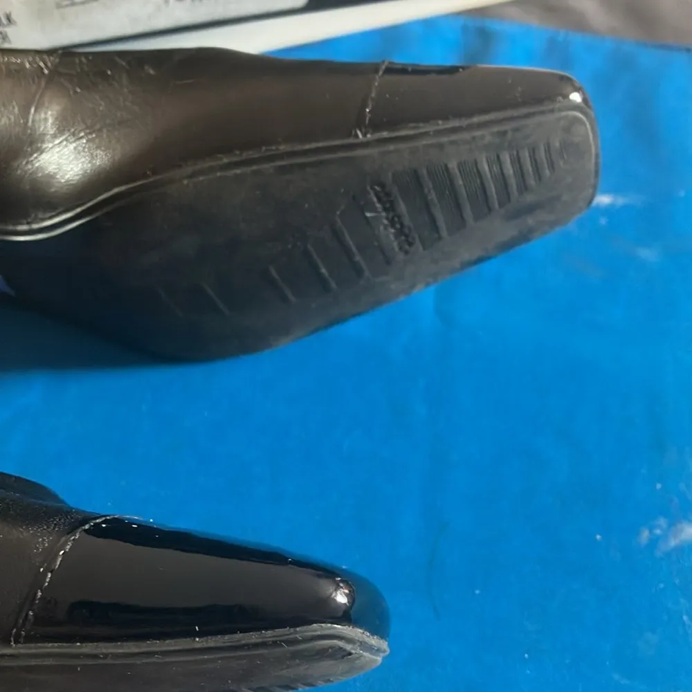 Easy Spirit Black Heels with Square Toe Design 6 - Image 6