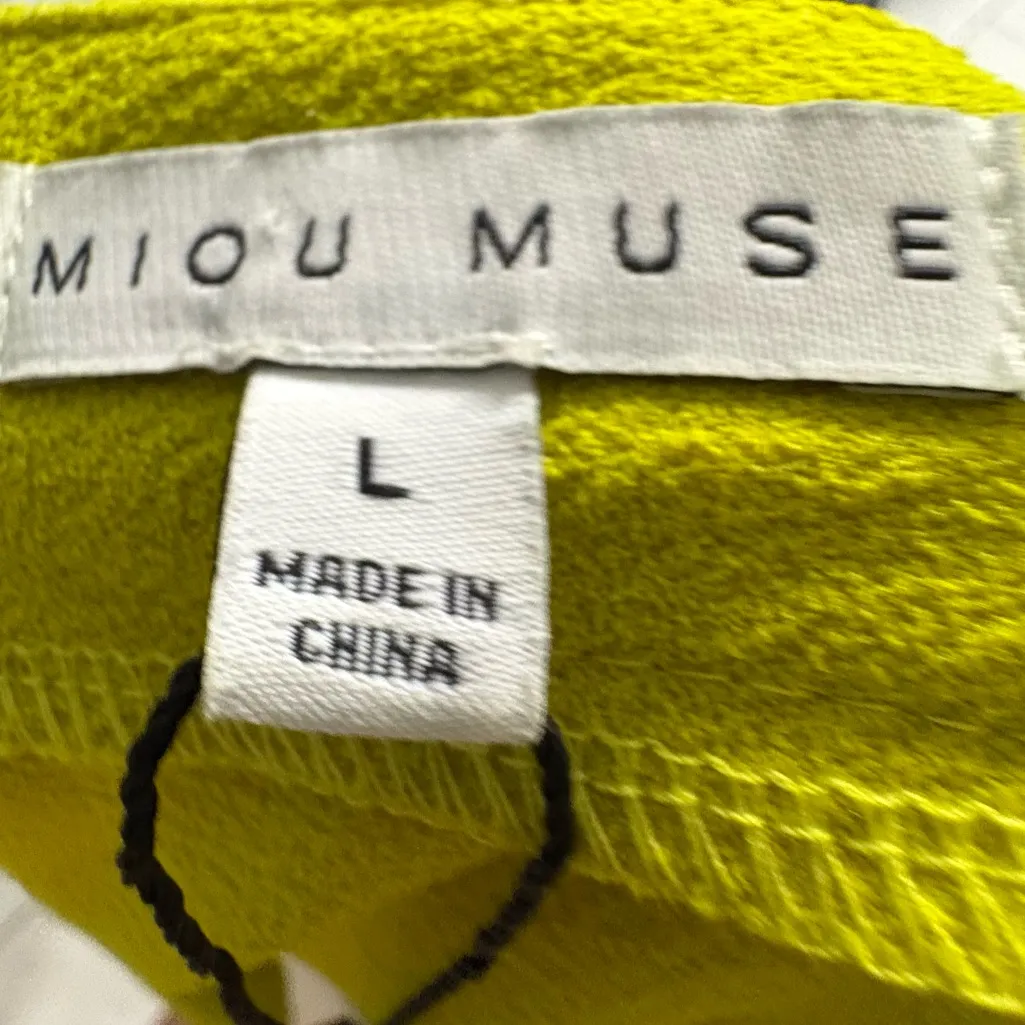 Miou Muse Chartreuse Color‎ Shorts Size Large Green - Image 5