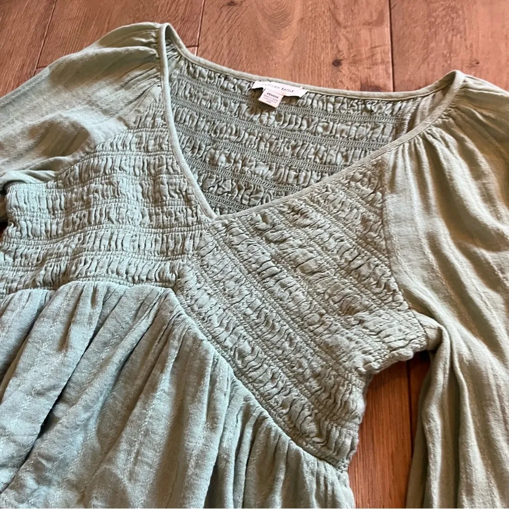 AE Long-Sleeve Smocked Babydoll Top Green Size M - $20 (60% Off Retail) -  From Max
