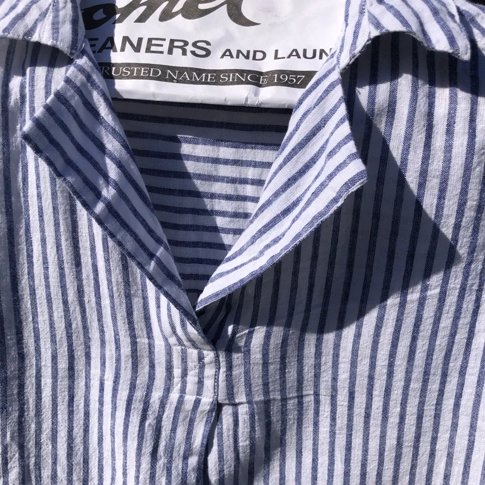 Beachlunchlounge Blue Striped Pullover Blouse Women's Medium - Image 7