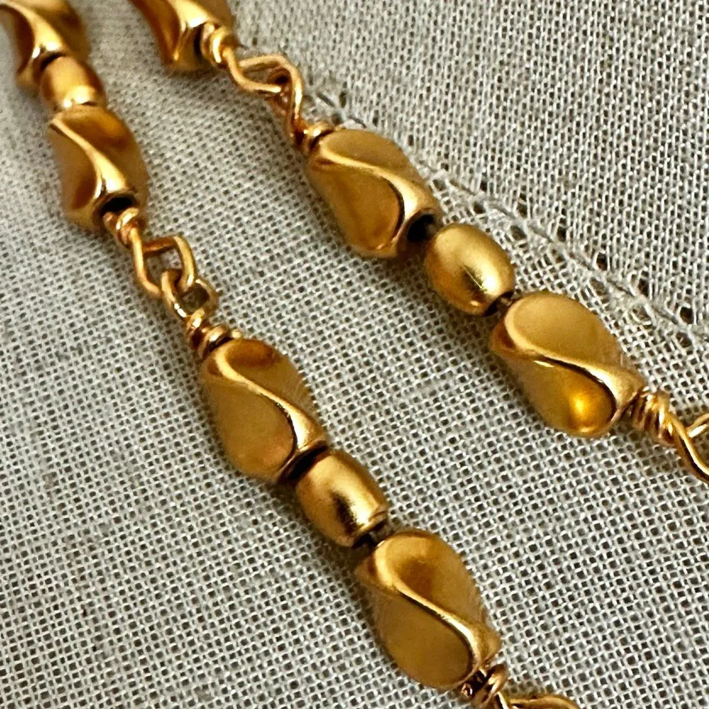 Anne Klein Vintage Lion Head Medallion Pendant Necklace Gold Tone - Image 12