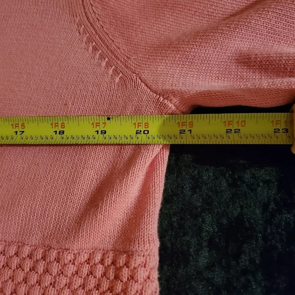 Van Heusen  Sweater Cardigan Size L - Image 11