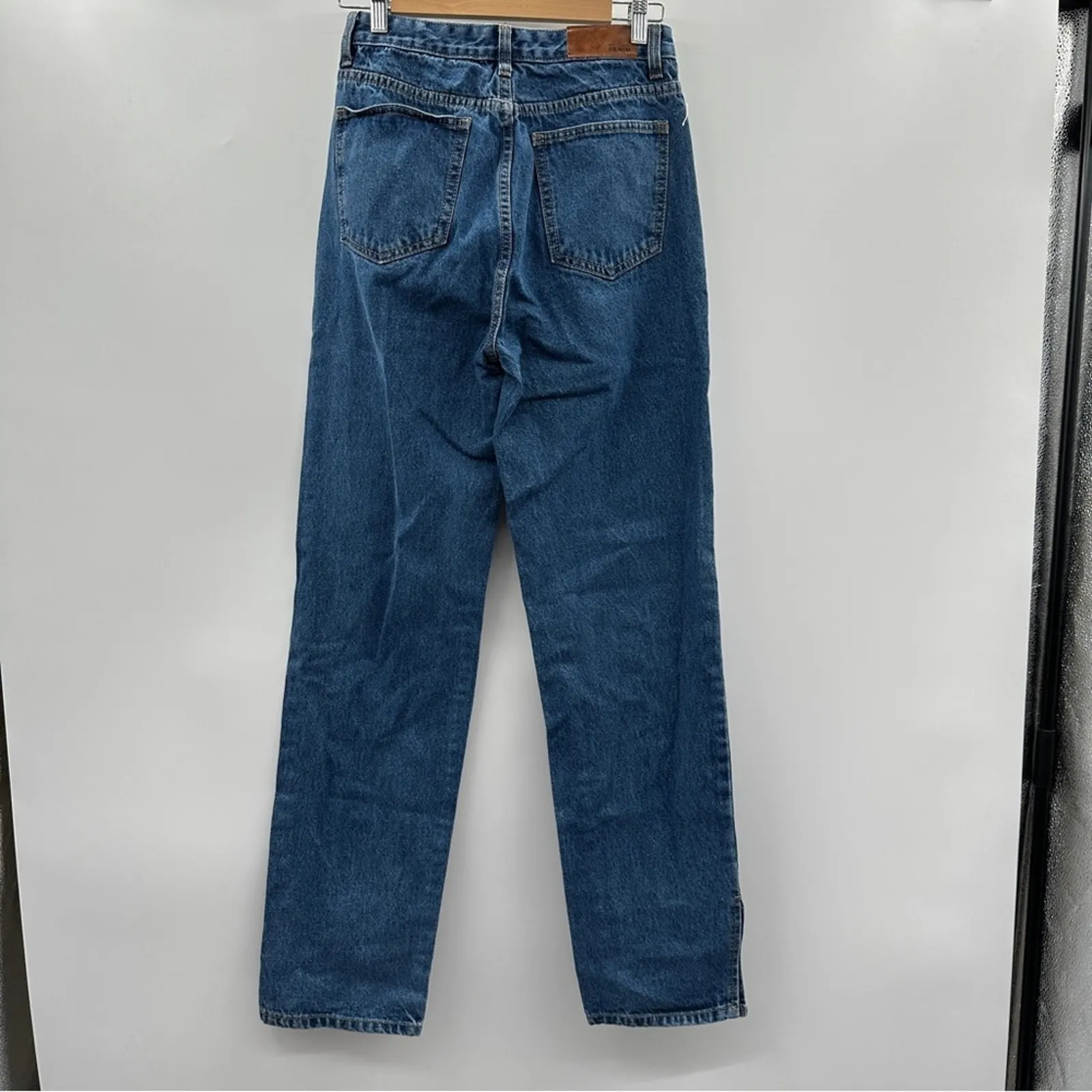 Nasty‎ Gal High Rise Medium Wash Straight Leg Mom Jeans Size 6 - Image 4