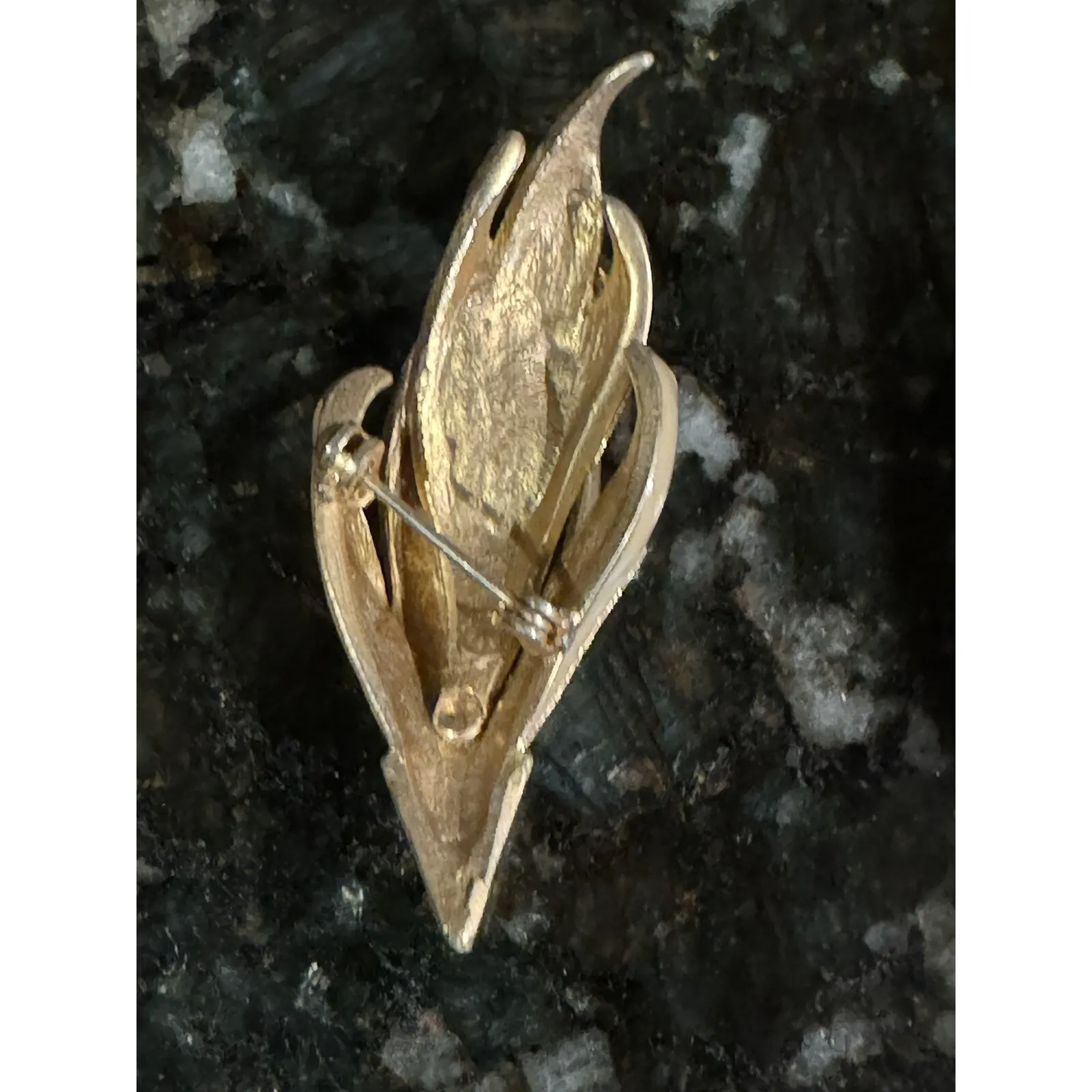 Vintage Gold Tone‎ Purple Peach Pink Green Enamel Brooch White - Image 2