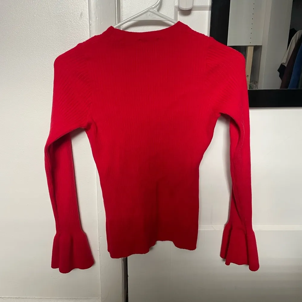 Vici Red Fitted Bell Sleeve Blouse - Image 4