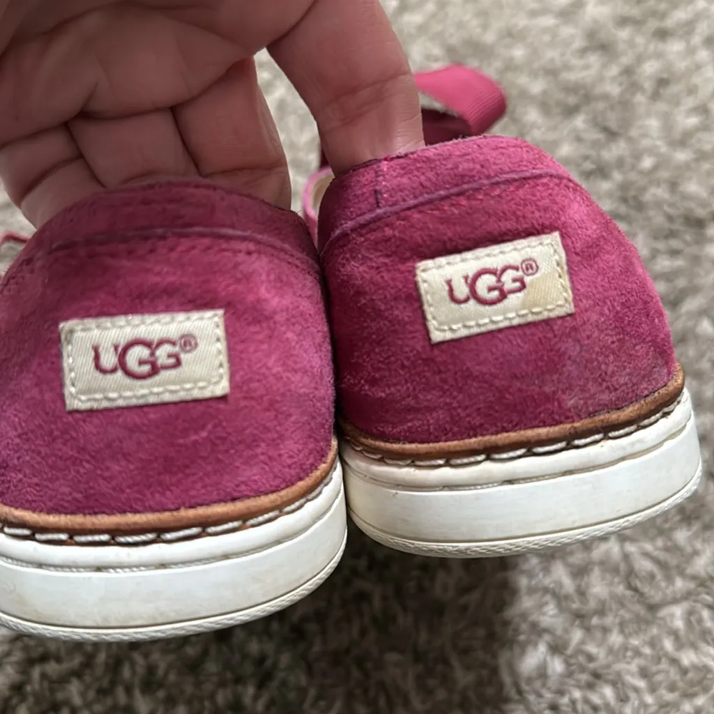 UGG Pure Size 9.5 Carilyn Suede Lace Up Sneaker Dark Pink Fuscia Raspberry - Image 4