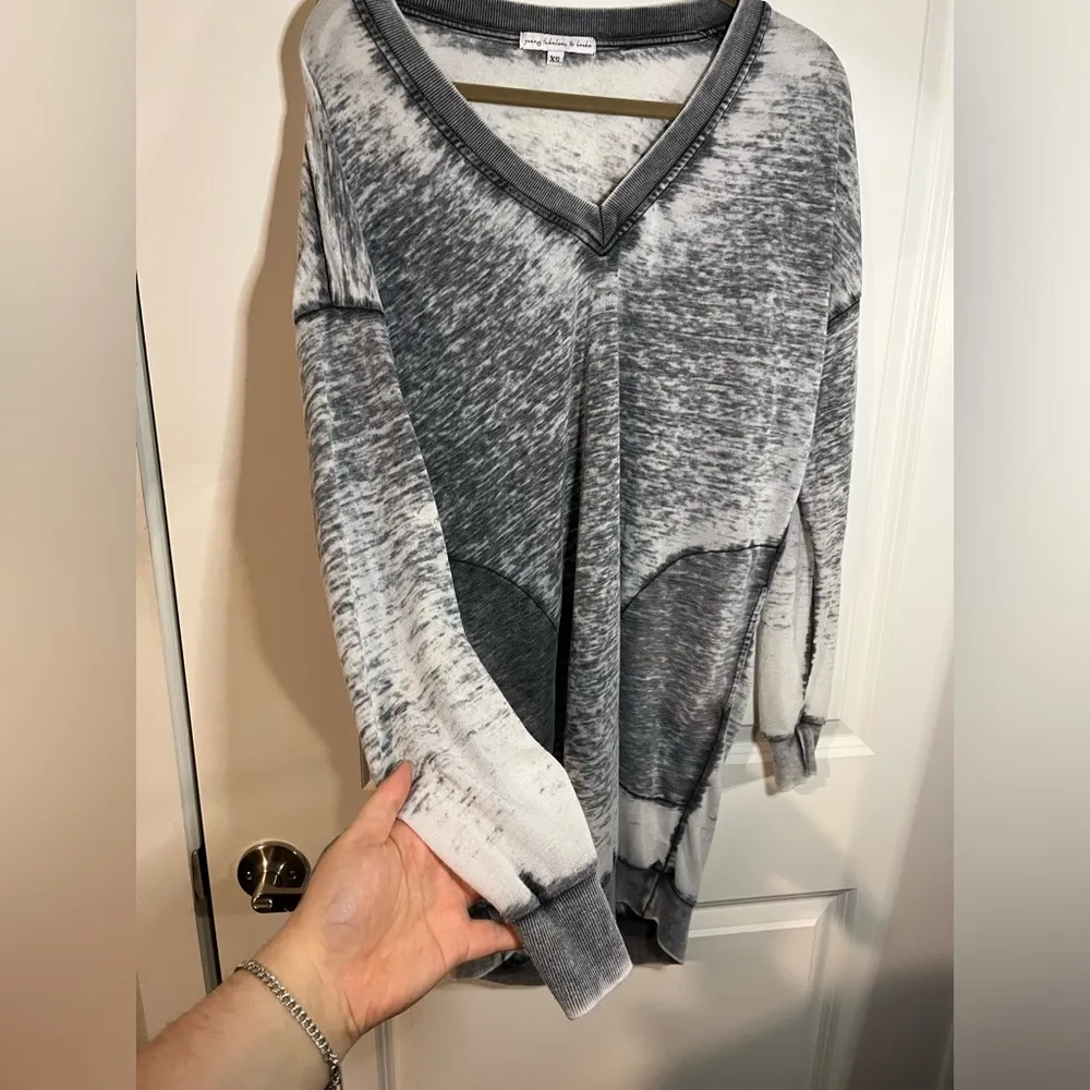 Young Fabulous & Broke Women's Burnout Pockets V-Neck Sweatshirt Tunic Dress XS - Image 5