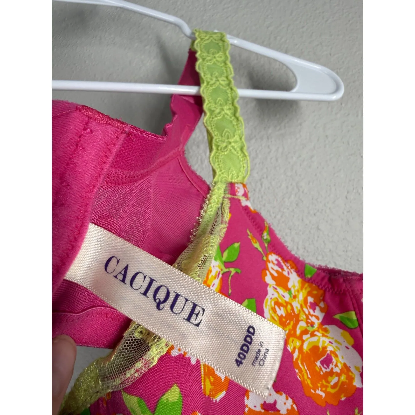 Cacique Womens Pink Floral T Shirt Bra Sz 40DDD Padded Wired - Image 6
