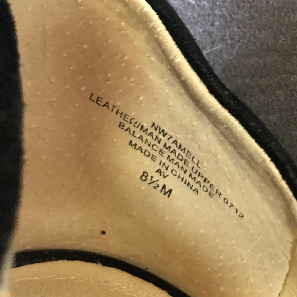 NINE WEST Black Suede Heels Size 8.5 - Image 10