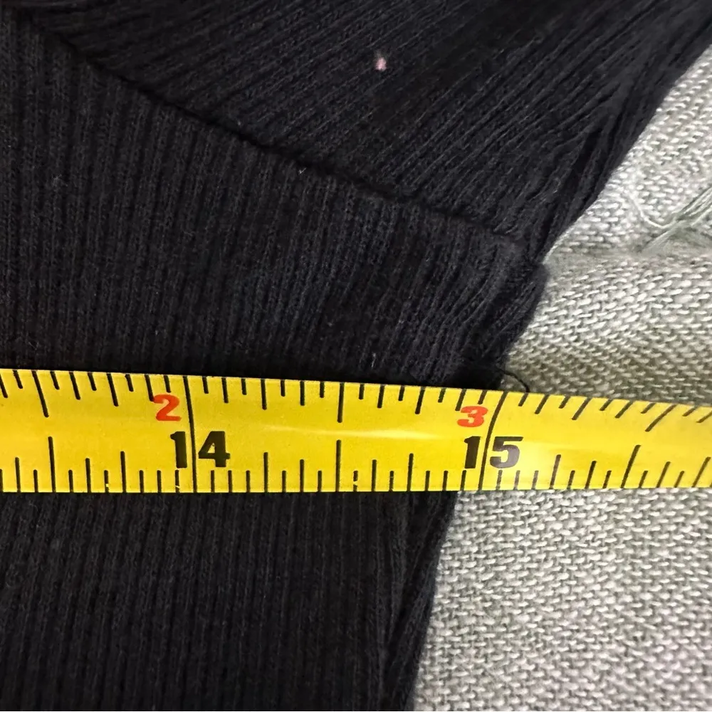 Hollister Daisy Logo Black Long Sleeve Lettuce Hem Baby Tee Size Small NEW - Image 5