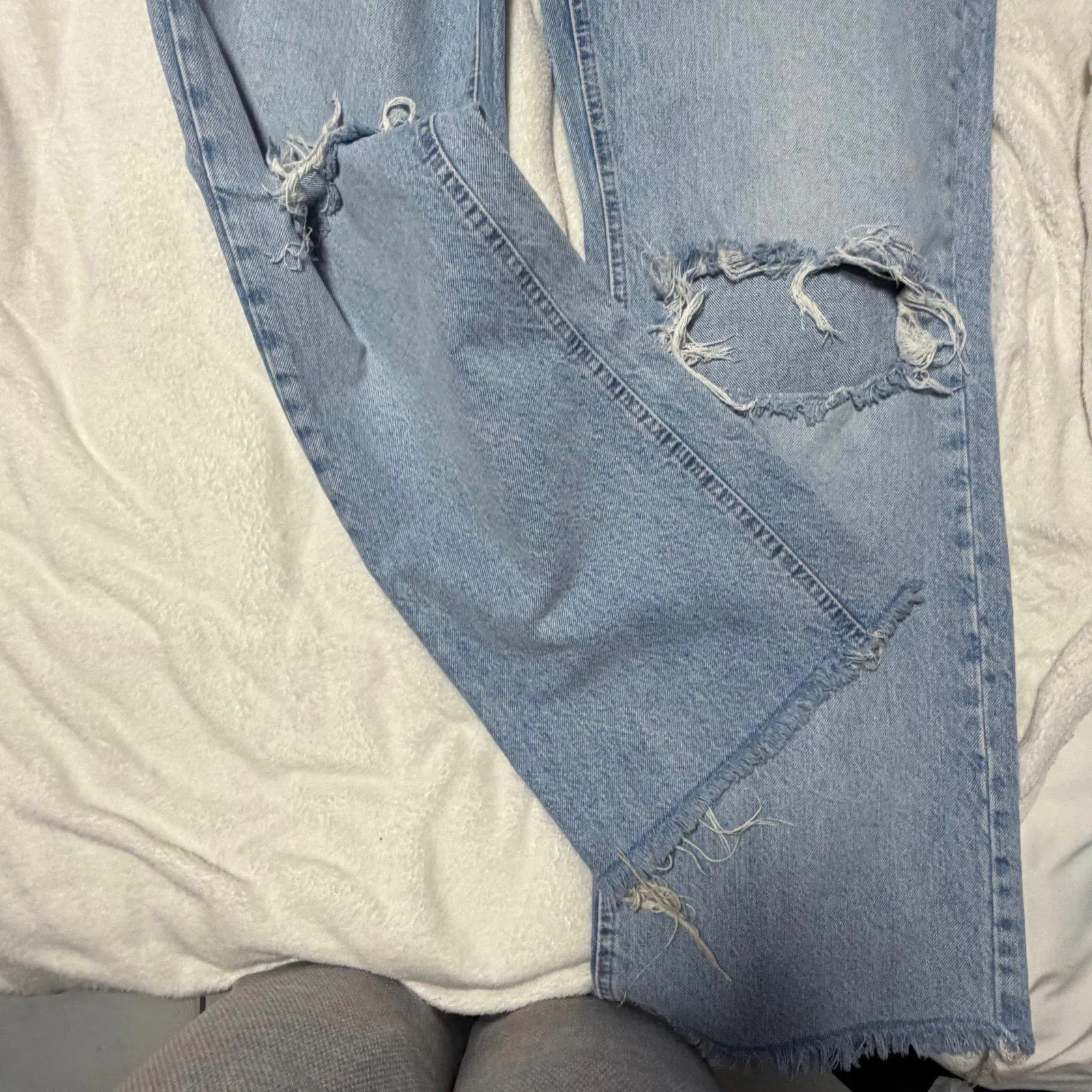 zara light wash jeans - Image 4