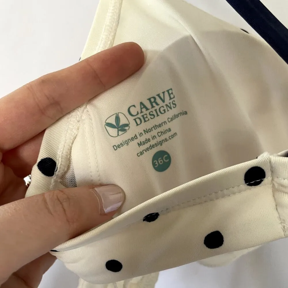 Carve Designs swimsuit bra top racerback style 36C navy blue and white polka dot Size M - Image 4