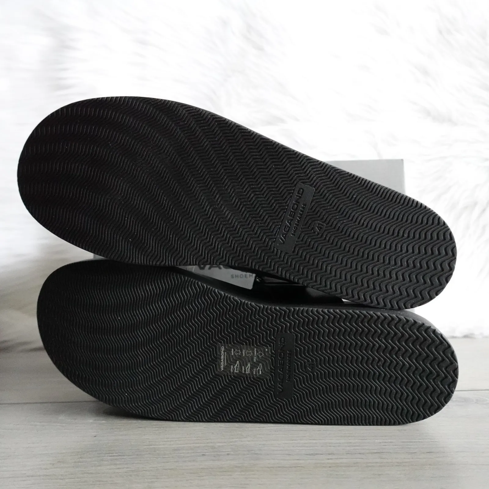 Vagabond Erin Black Double Strap Sandal Size 41 - Image 12