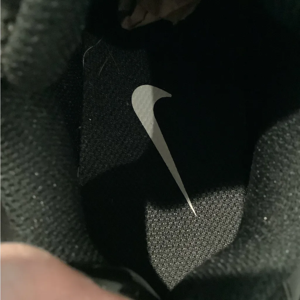 Nike Air Max Fusion Women's Size 6.5 Black Running Shoes ONLY WORN ONCE - Image 8