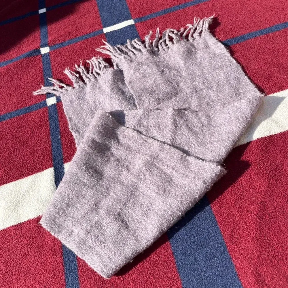 100% pure alpaca wool scarf
Donegal Design Grey purple Made in Ireland Purple - Image 2