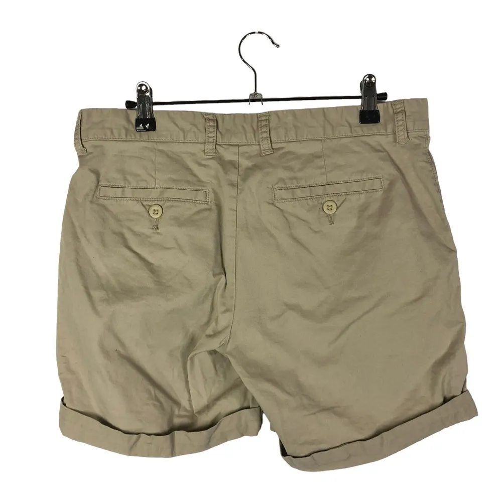 Gap Khakis Girlfriend 6 Inch Khaki Rolled Hem Chino Shorts 4 - Image 2