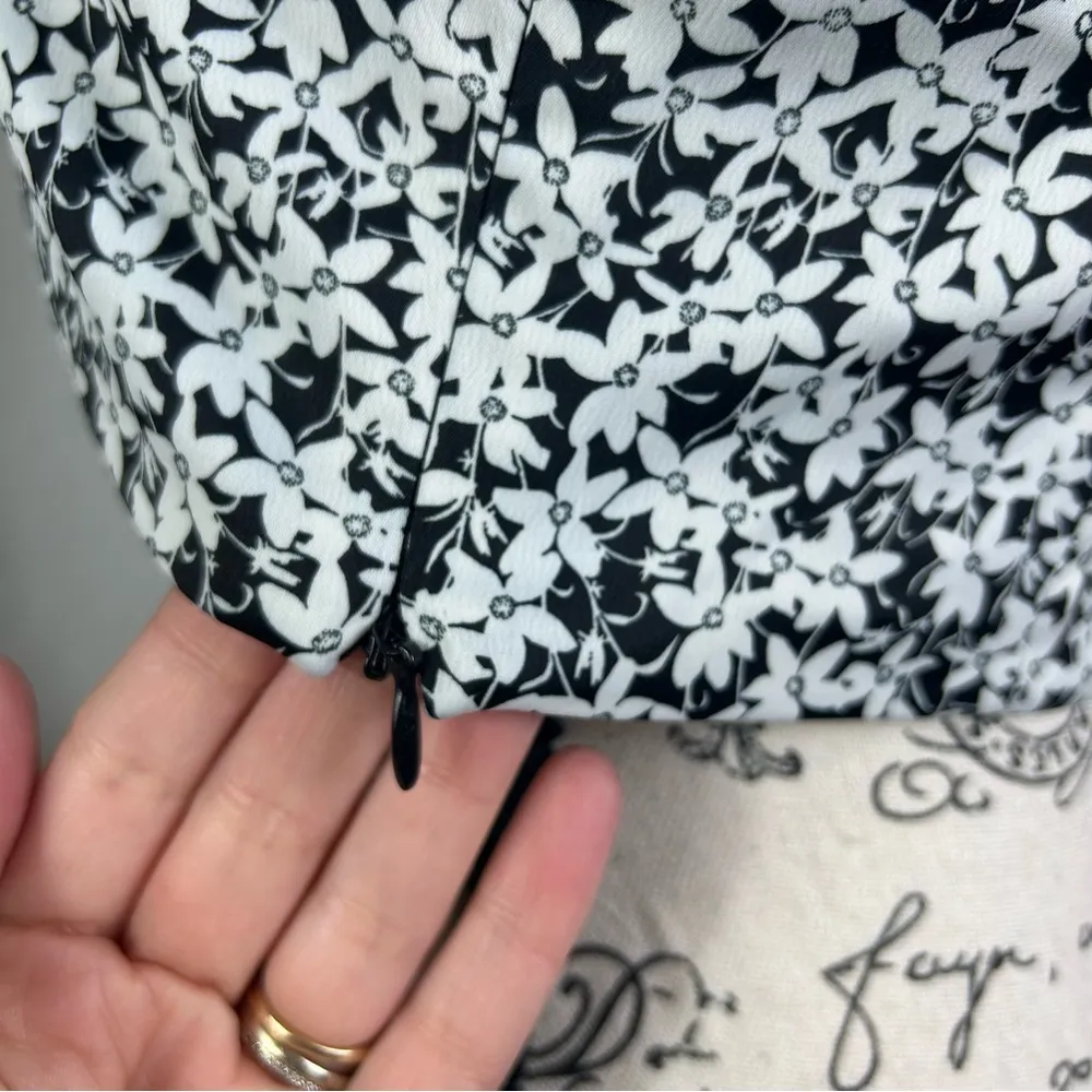 bar lll x Sofia Richie | Satin Halter Bralette Ditsy Print Size S NWT - Image 5