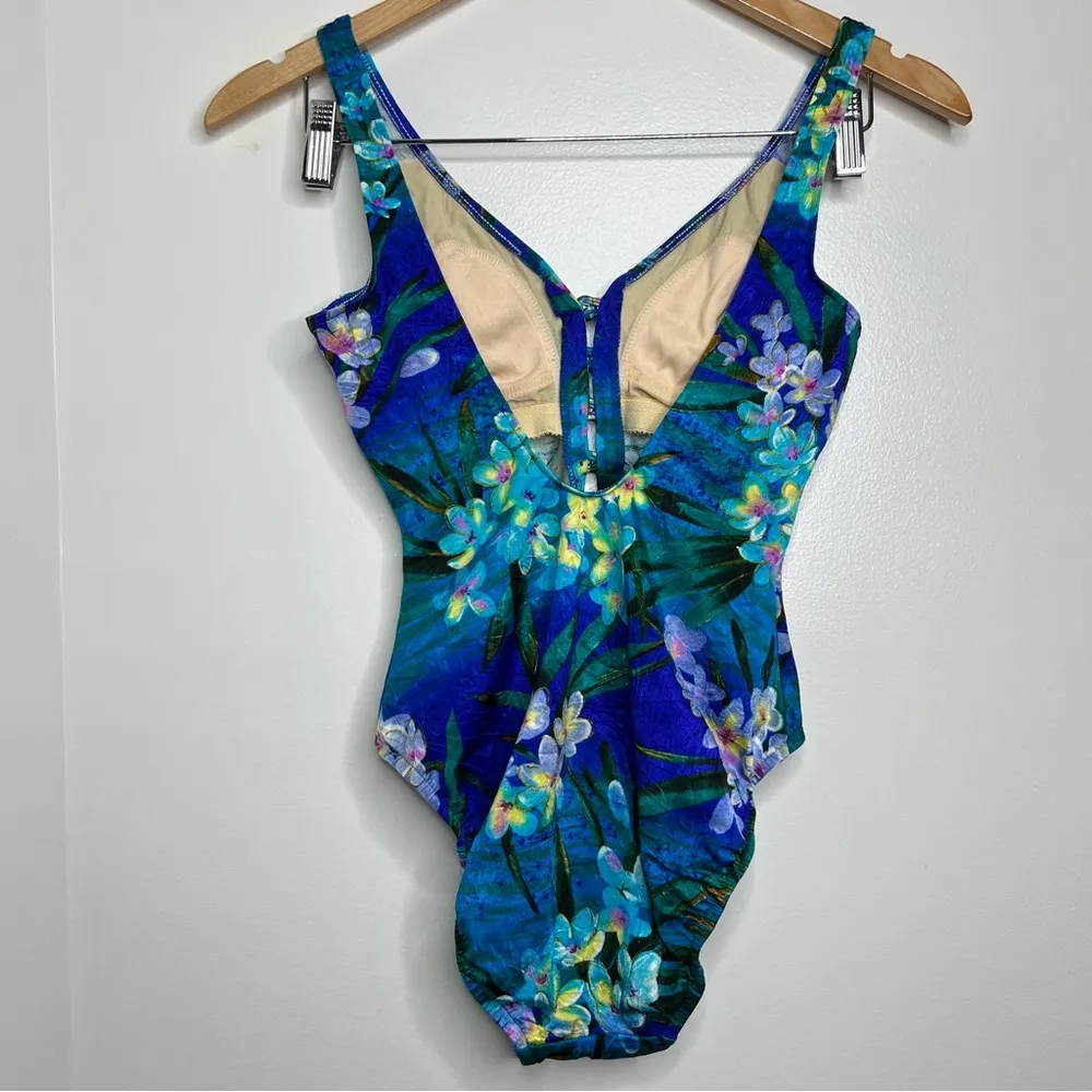 Vintage Mainstream Floral One Piece Swimsuit Size 8 Made in USA Blues Greens Blue - Image 4