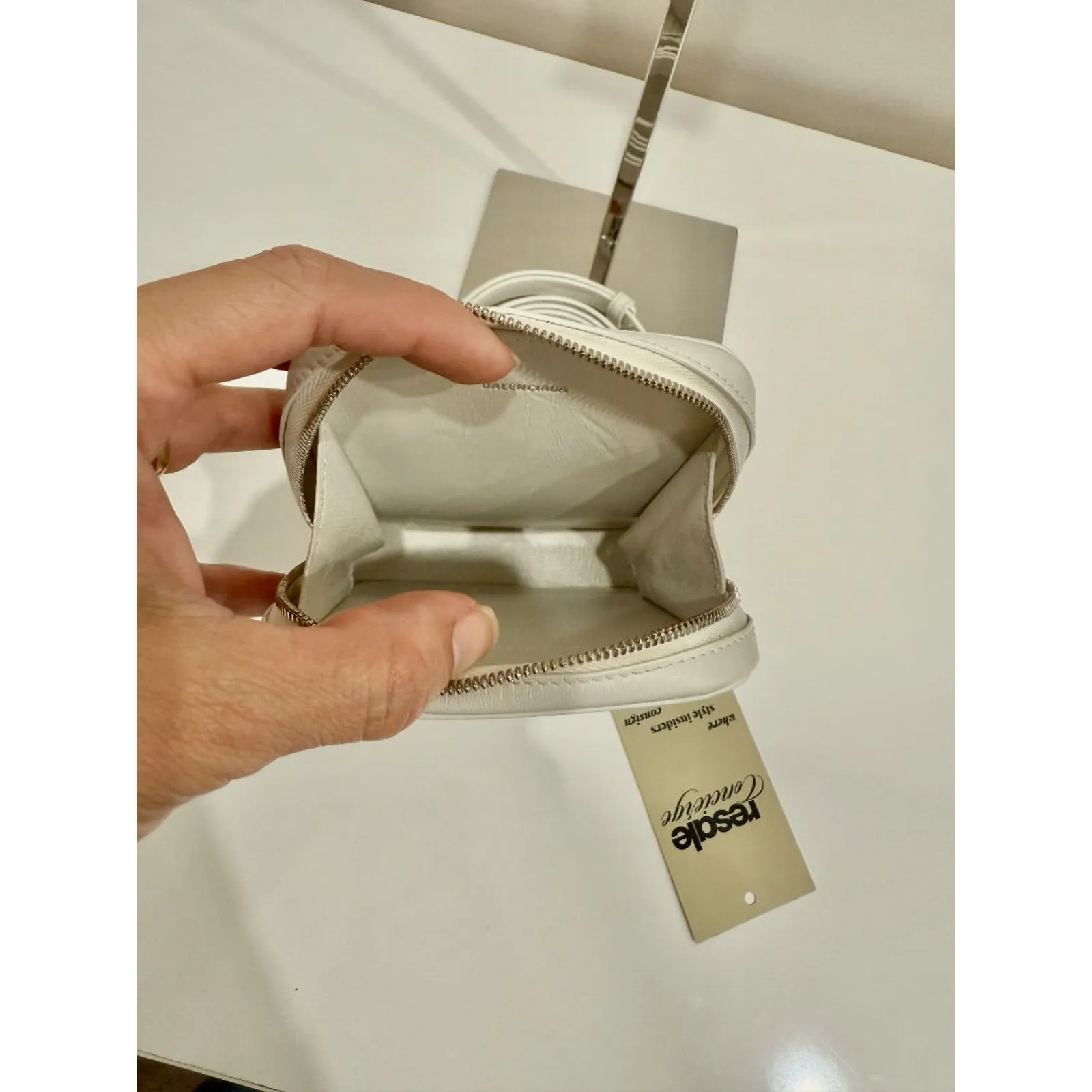 Balenciaga Leather Cash Phone & Card Holder Shoulder Bag White Women's Small - Image 7