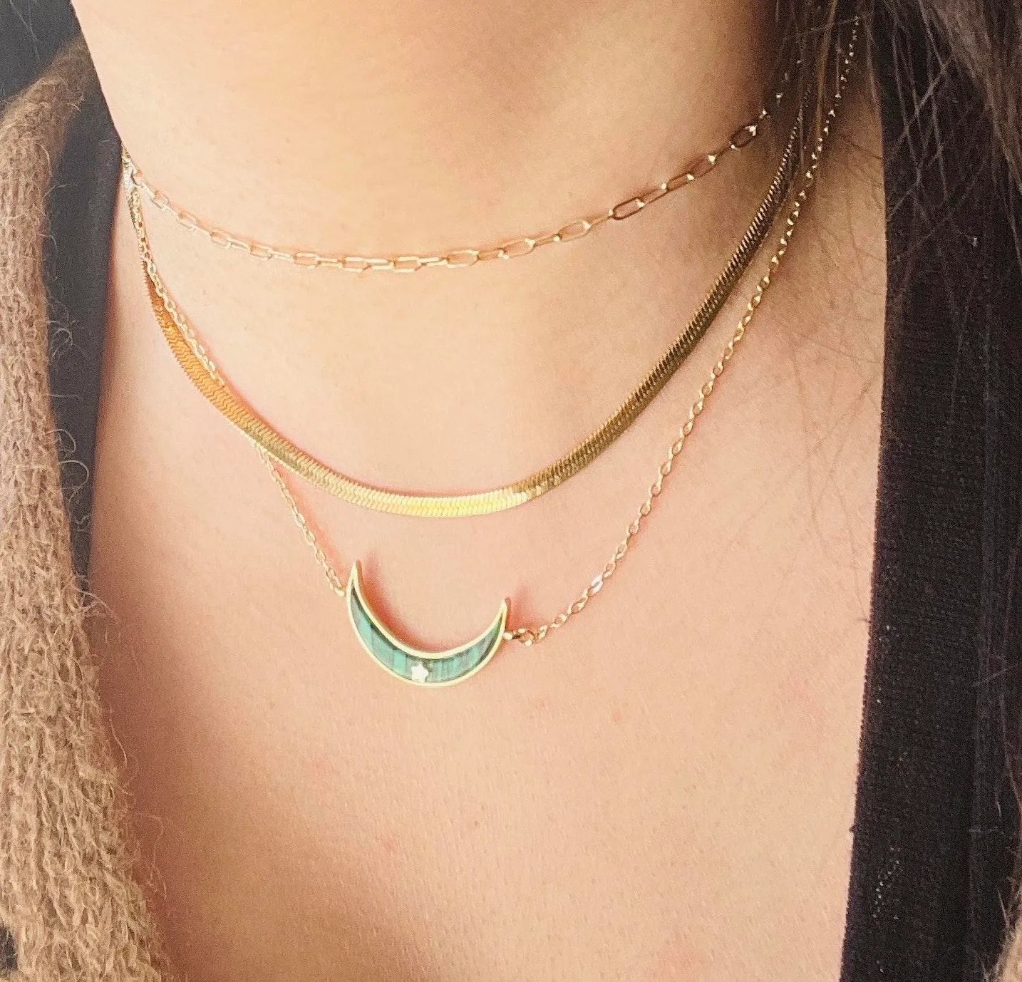 Real malachite Stone Pendant, 2 Way To Wear Moon Shape Pendant Gold - Image 6