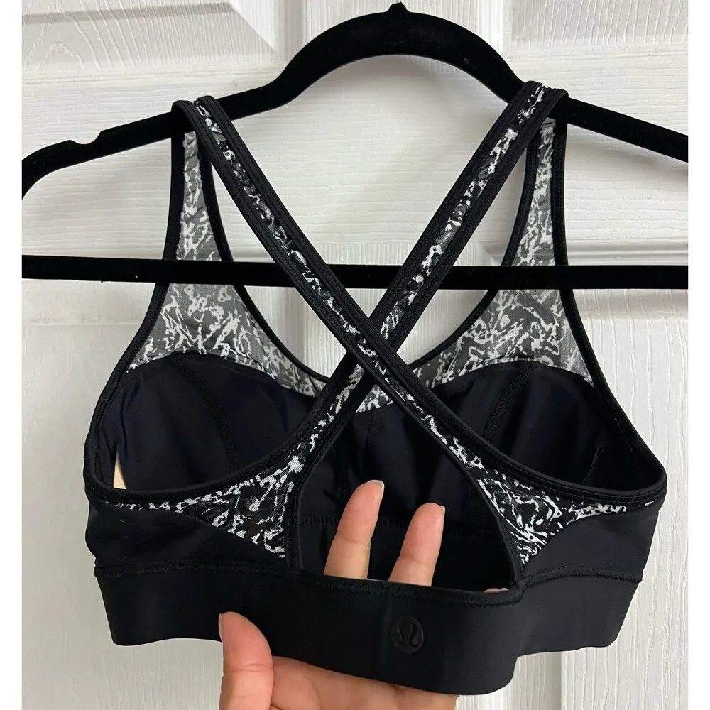 Lululemon Workout to Water Tank Sports Bra Swim SIZE 4 - Image 6