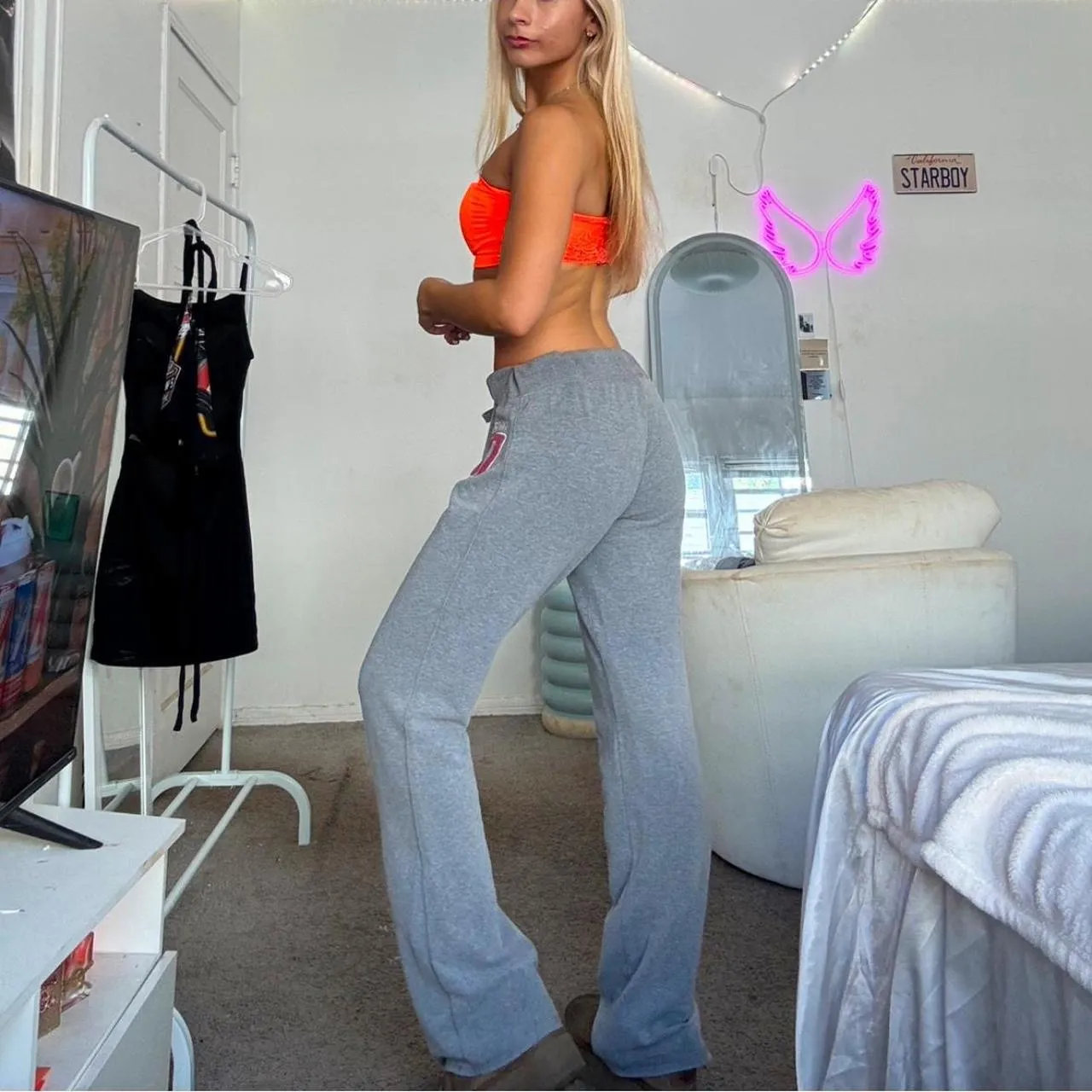 aeropostale ‘87 y2k vintage 2000s grey wide leg sweatpants pink number embroidery - Image 2