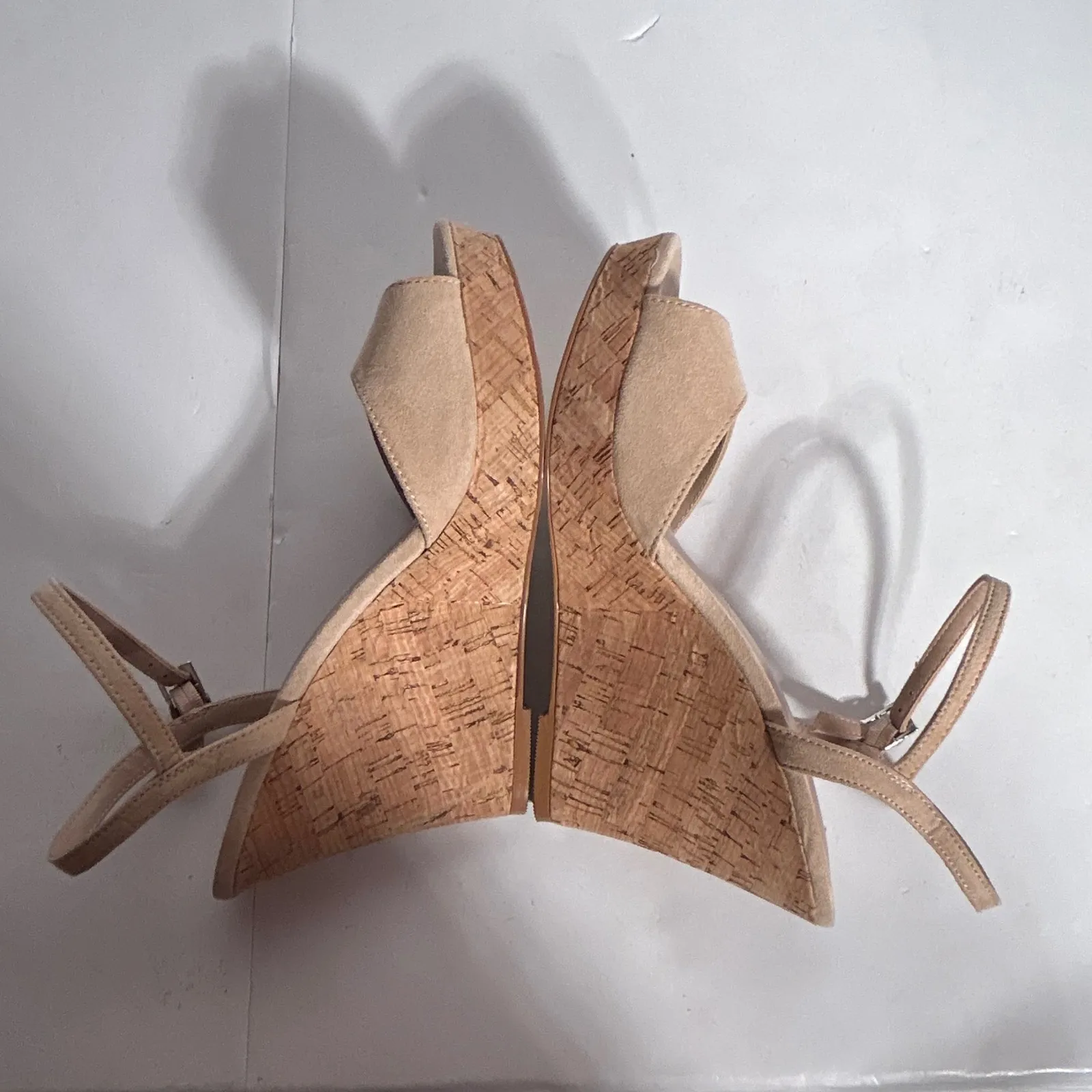 Charles by Charles David Lambert Tan Suede Cork Wedge Sandals Women's Size 9M - Image 7