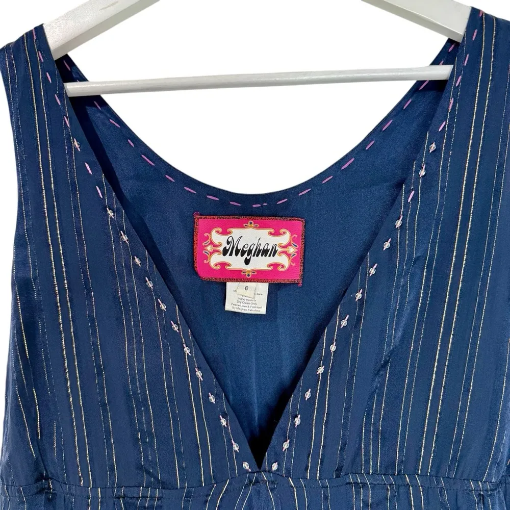 Meghan LA Fabulous Navy Blue Gold Metallic V - Image 3