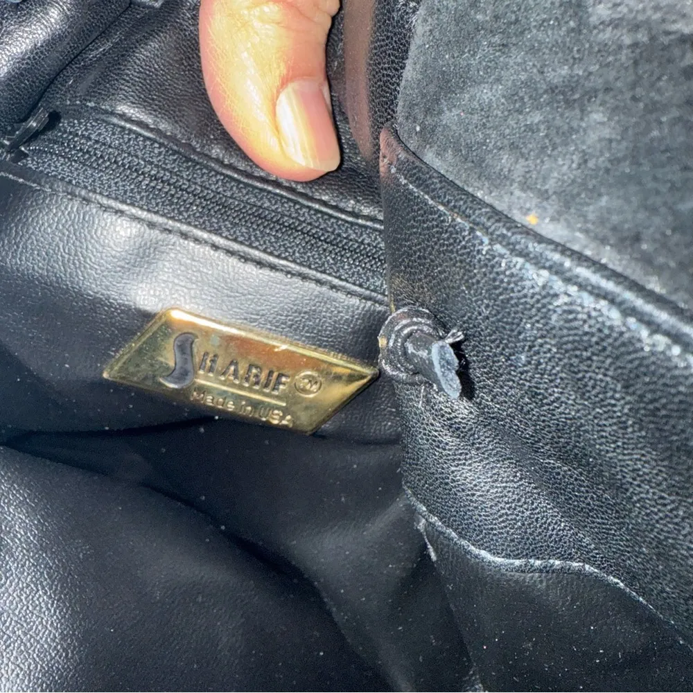 Vintage SHARIF Reptile Embossed Cross Body Shoulder Bag Black - Image 8