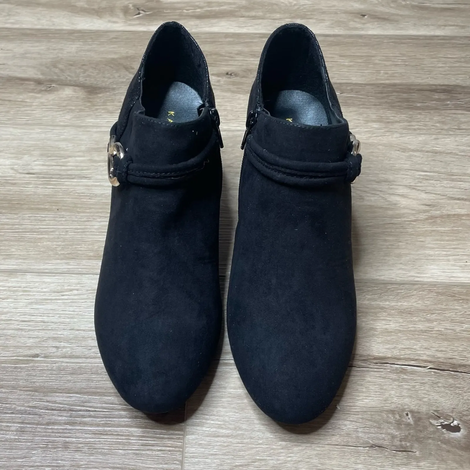 Karen Scott Women's Black Faux Suede Melanni Stacked Block Heel Ankle Boots sz 9 - Image 2