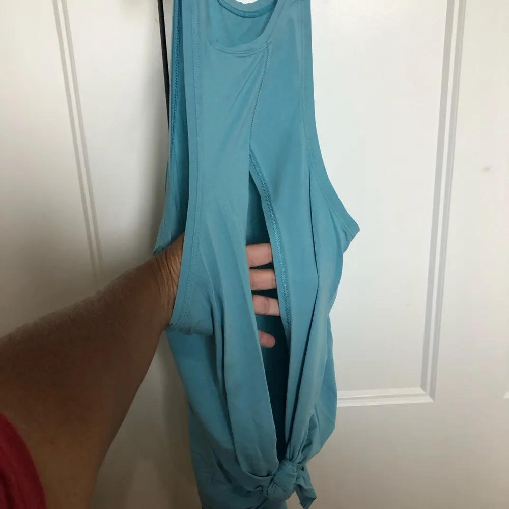 Light Blue lululemon open tie back Tank Top size 6 - Image 6