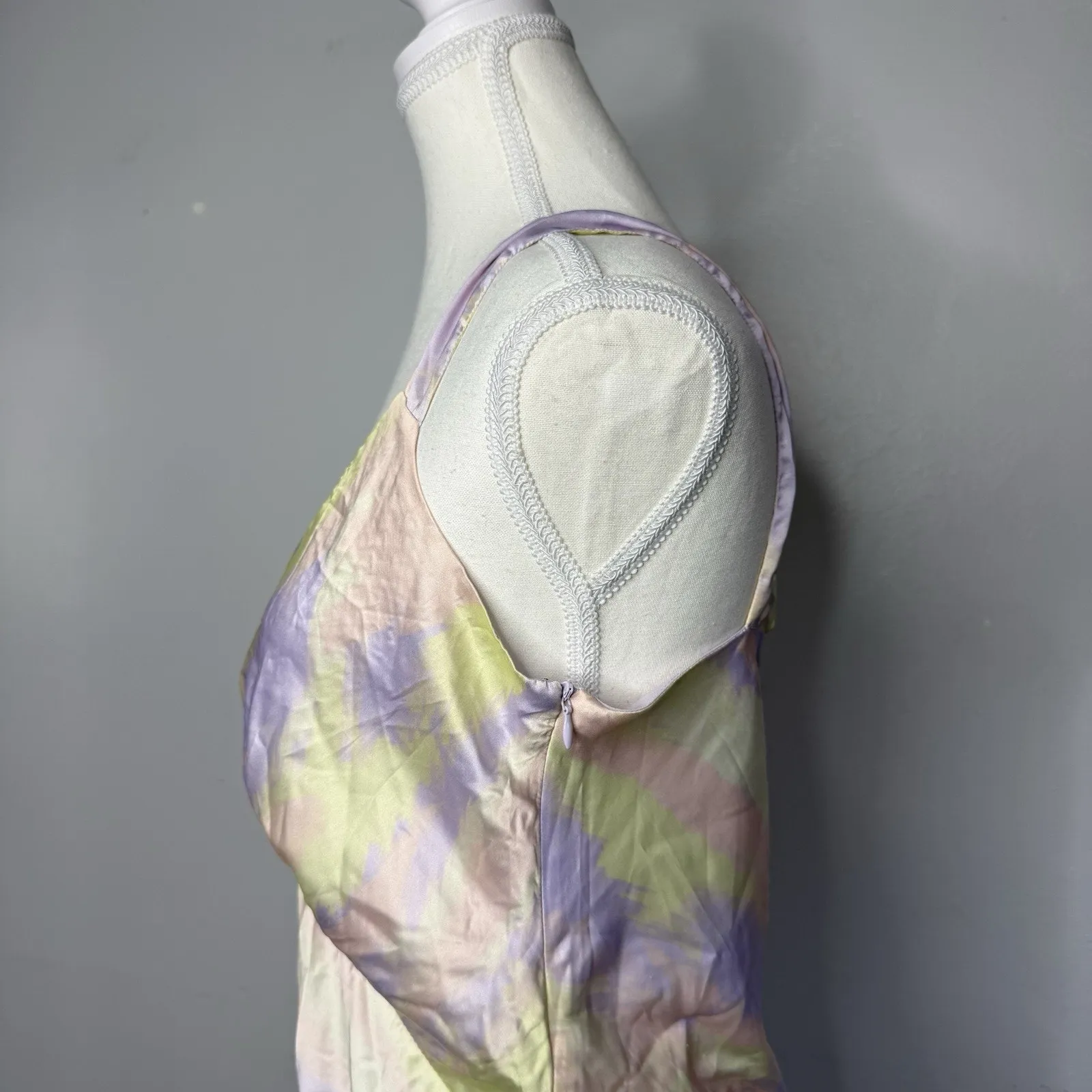 VICI Pastel Tie Dye Maxi Dress Women’s Medium Sleeveless V-Neck Empire Waist - Image 3