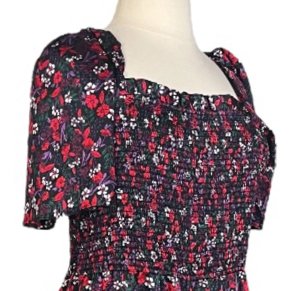 Draper James New Jumpsuit Smocked Square Neck Black Red Floral Women’s Size XXL - Image 8