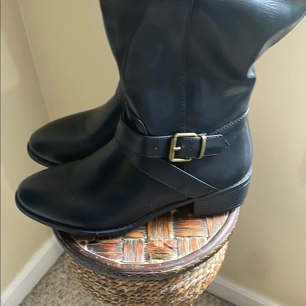 Black and Brown Rampage Knee-High Boots - Image 2