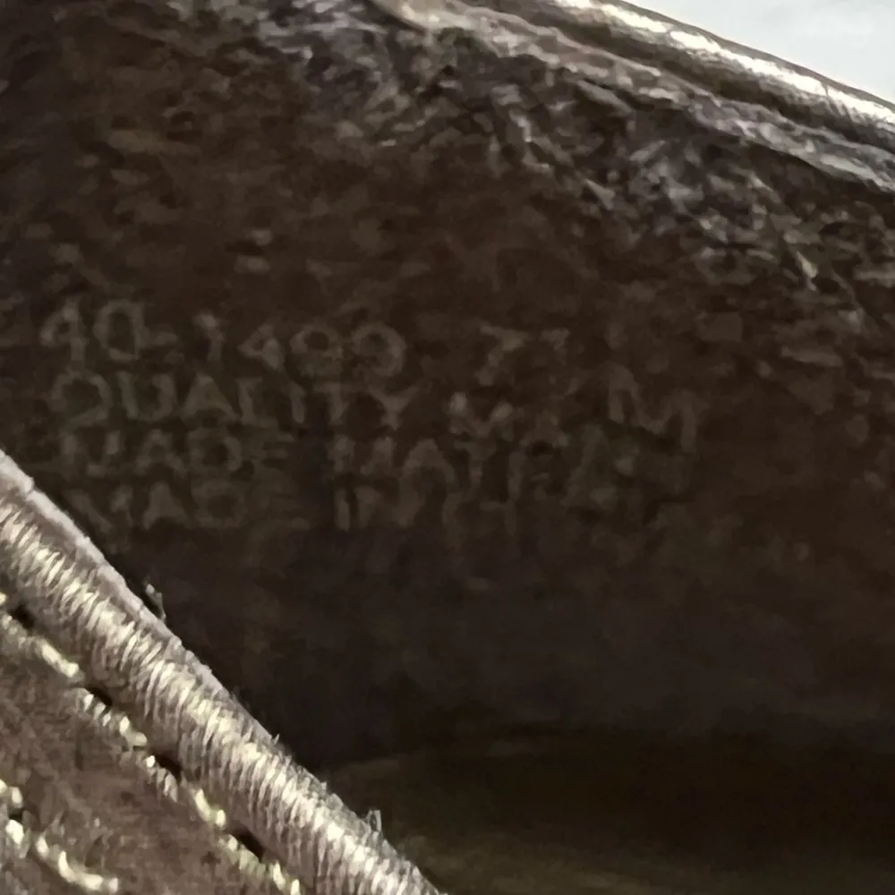 Easy Street Bronze Metallic Slip On Shoes Women’s Size 7.5 Lazer Cut Design - Image 6