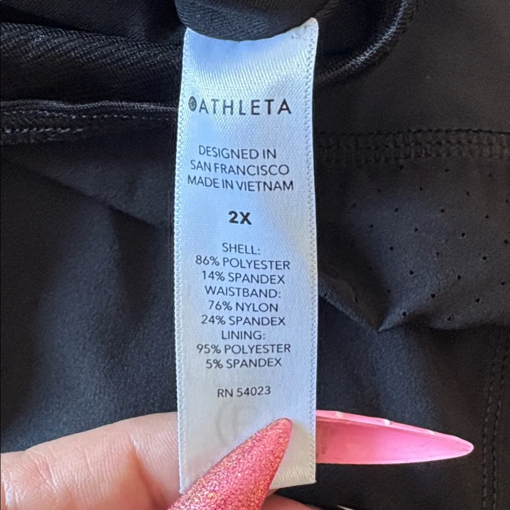 Athleta Run With It 3.5” Black Shorts Size 2X - Image 6