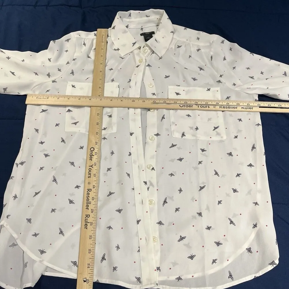 Ann Taylor petite women's LP all over bee patern button up shirt nwt - Image 3