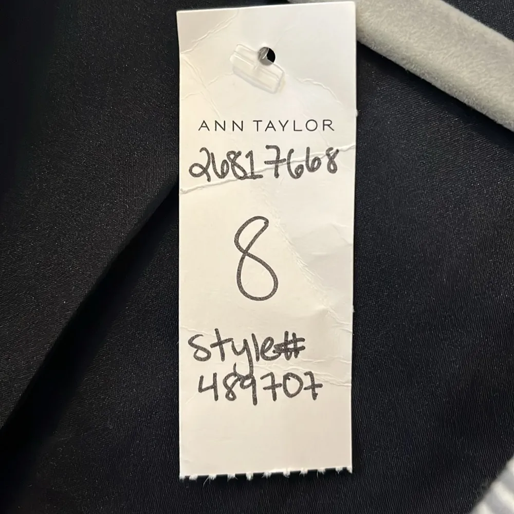 Ann Taylor blue and white stripped blazer in size 8 - Image 9