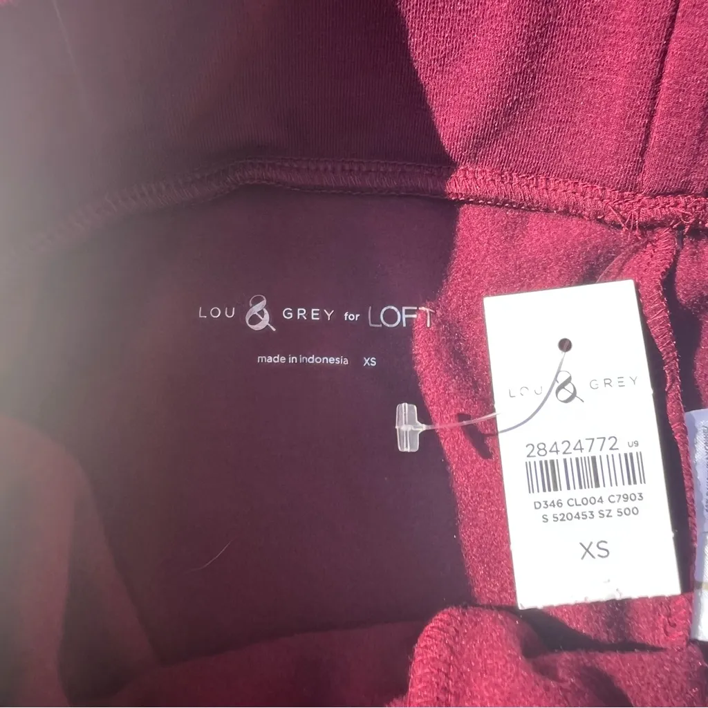 Lou & Grey Cozy Flipside Leggings Extra Soft Inside Maroon Size XS NEW Mid Rise - Image 4
