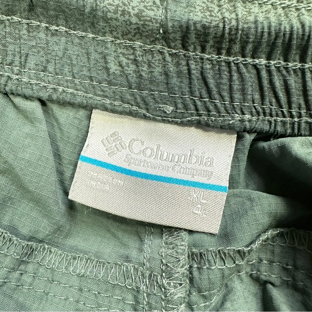 Columbia Women’s Ridge Printed Pull On Shorts 4" AL1986 Outdoor in Green XL - Image 8