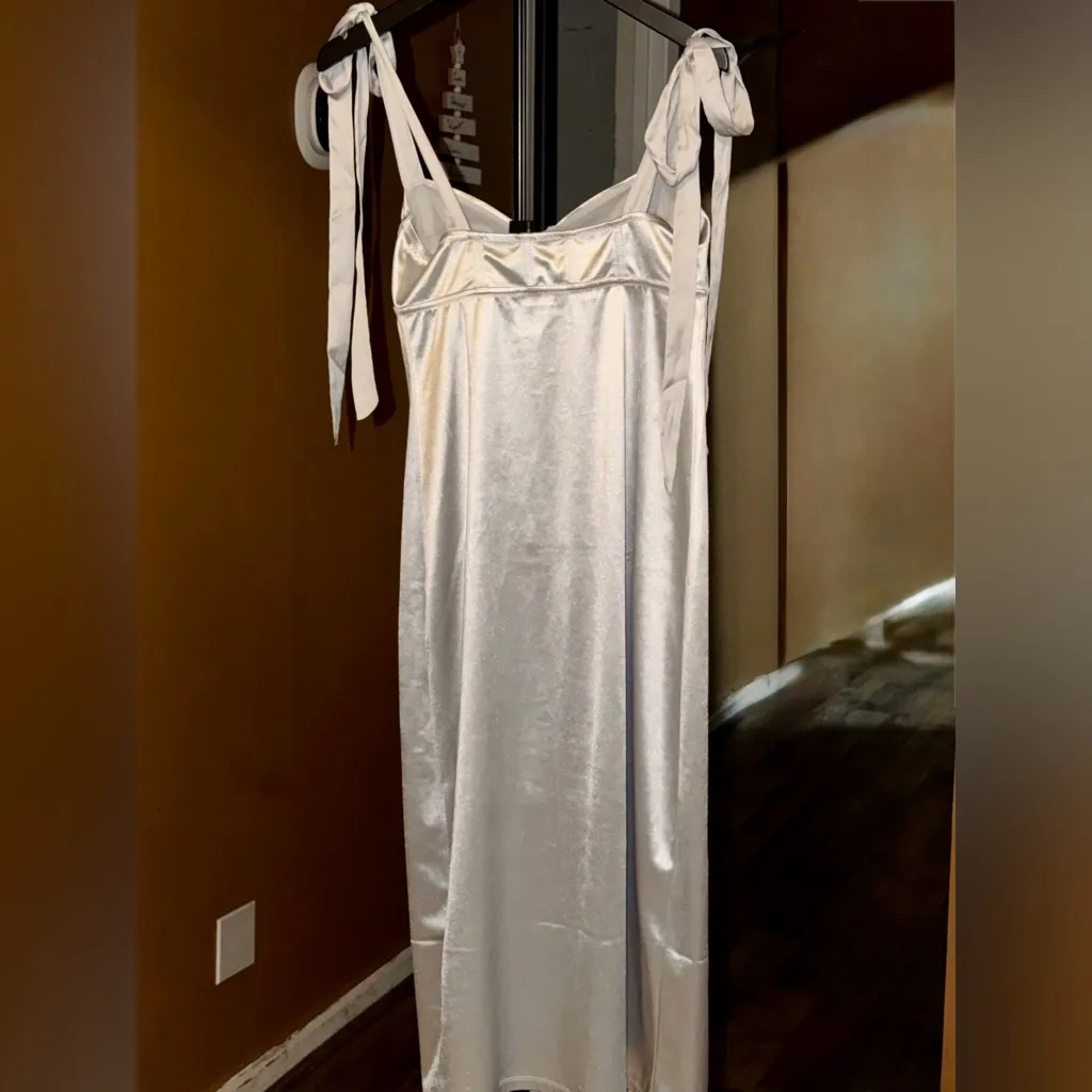 Free People Casino Gone Glam Silver Tie Shoulder Satin Shimmering Midi Size M - Image 6