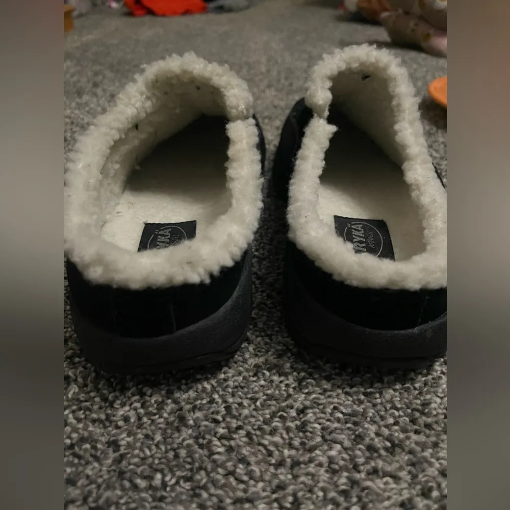 Ryka Black Fuzzy Lined Slip On Mule Clogs Slippers 10 - Image 4