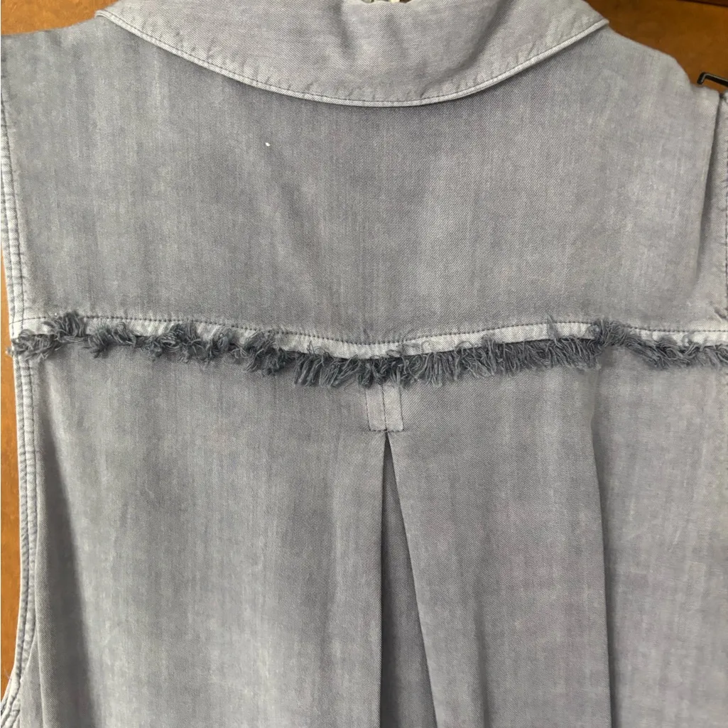 New Rock & Republic Sleeveless Shirt Blouse Size M Lace Up Neck - Image 7